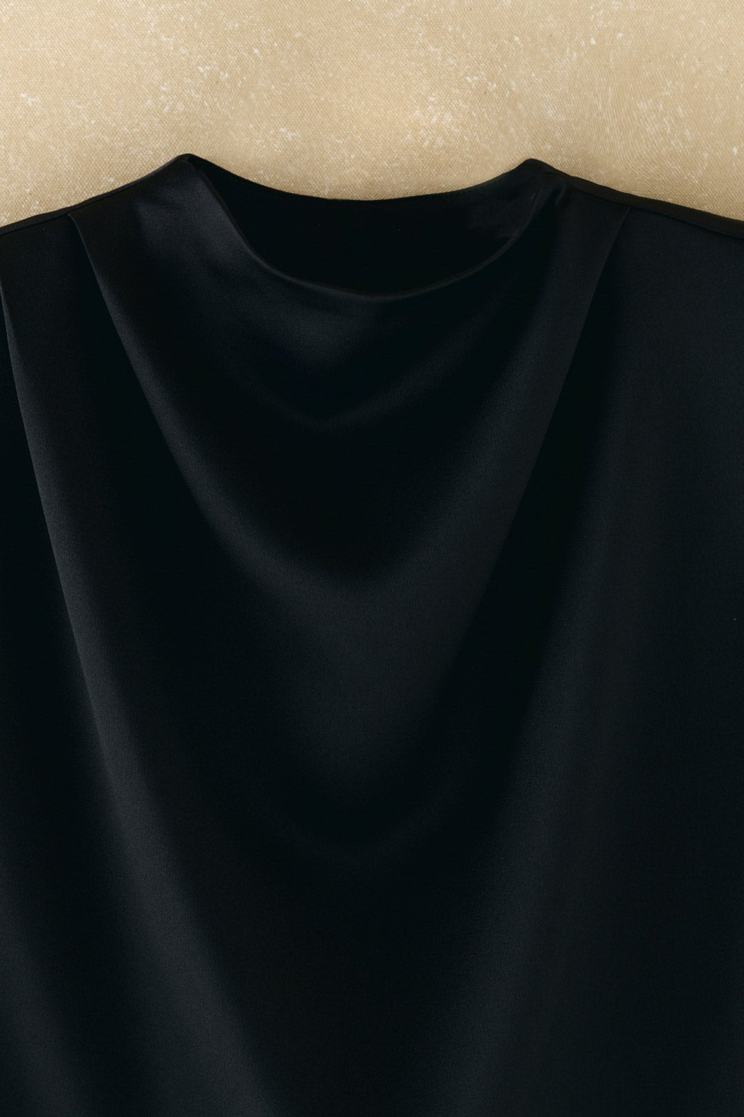 Top SELENE Negro Magnético - BIMANI