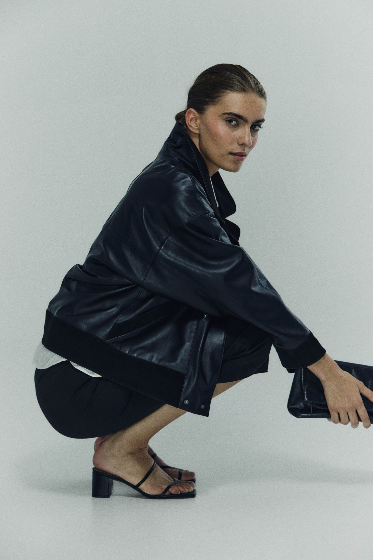 Cazadora THELMA Negro - BIMANI