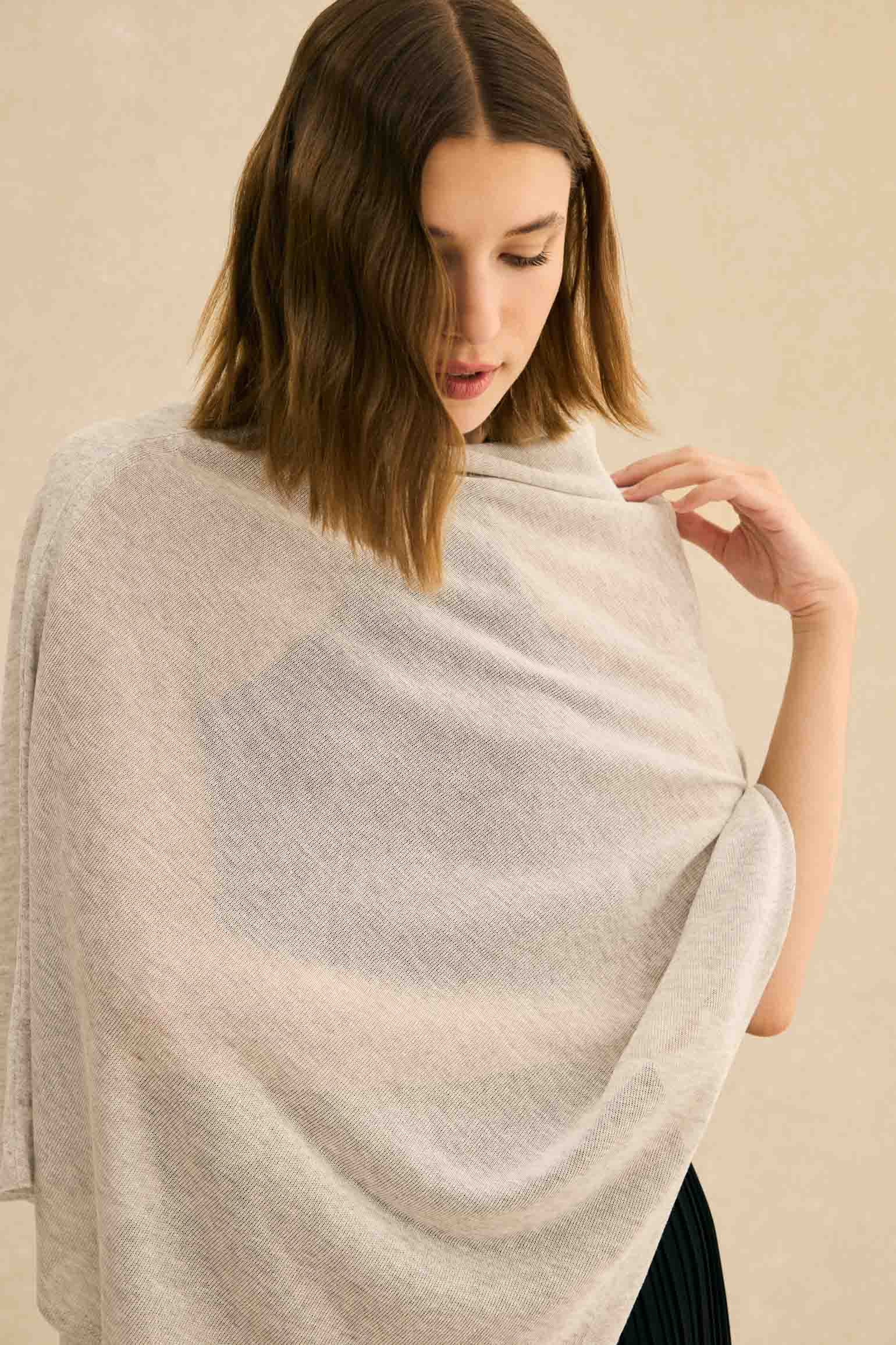 Poncho PUNTO Gris Perla - BIMANI