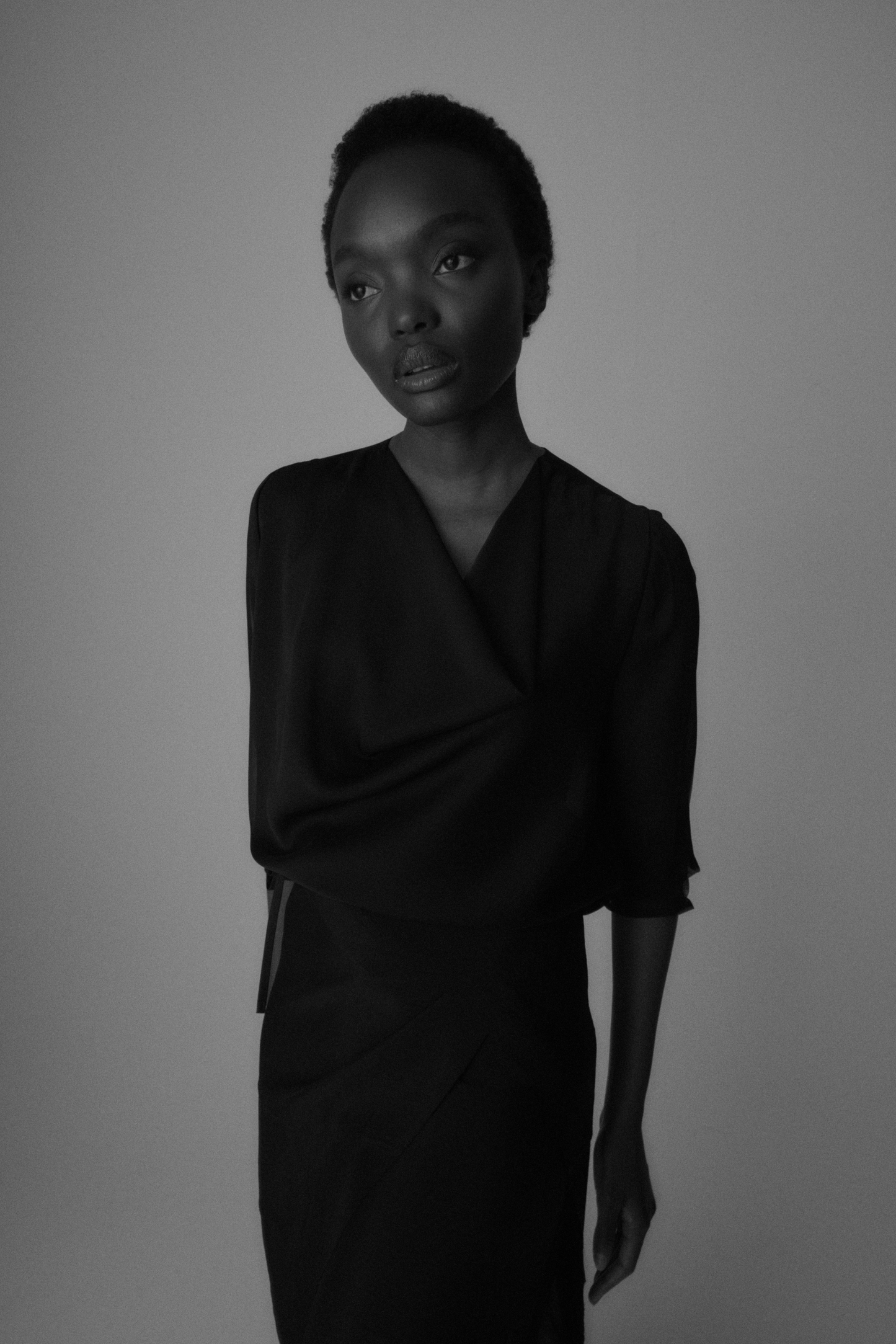 HELIANE Magnetic Black Blouse