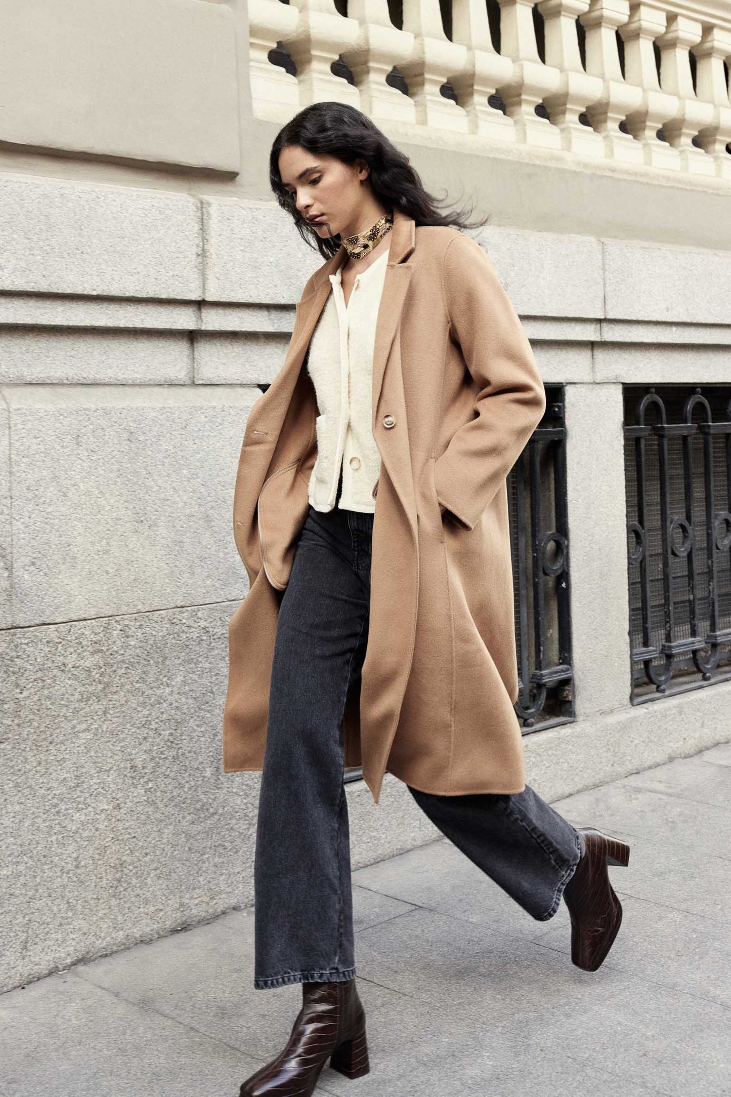 LINCOLN Camel Coat