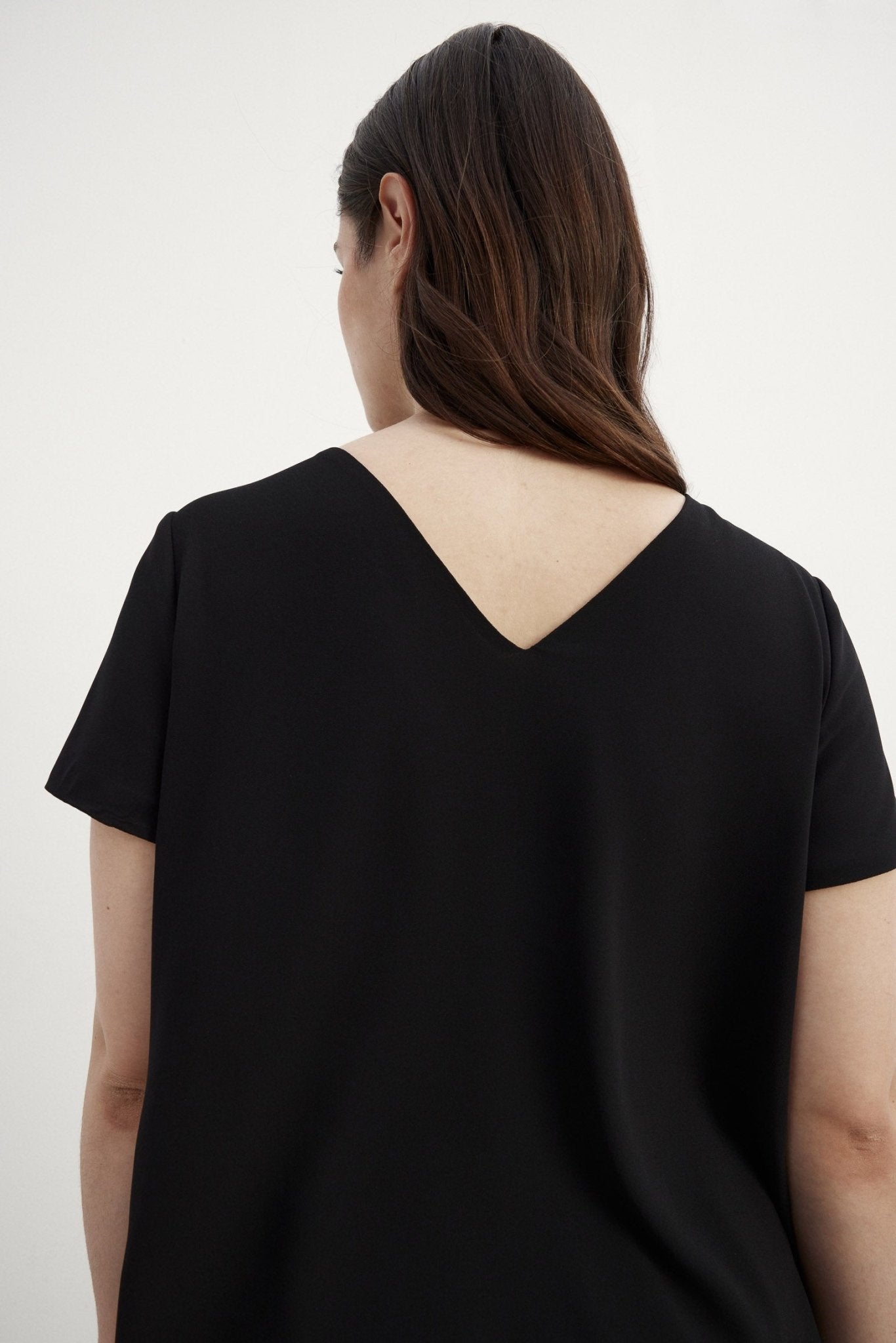 Blusa CALA Black - BIMANI