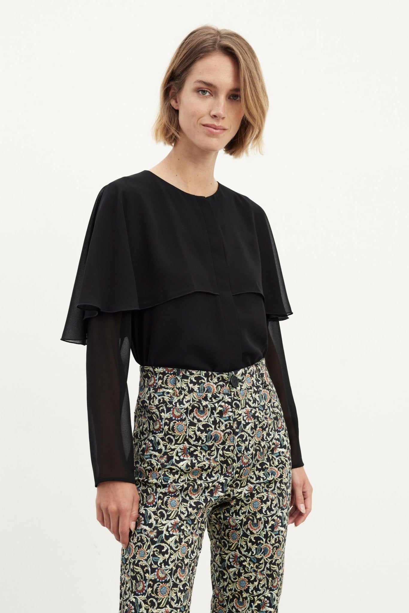 Blusa CAMPANILLA Black - BIMANI