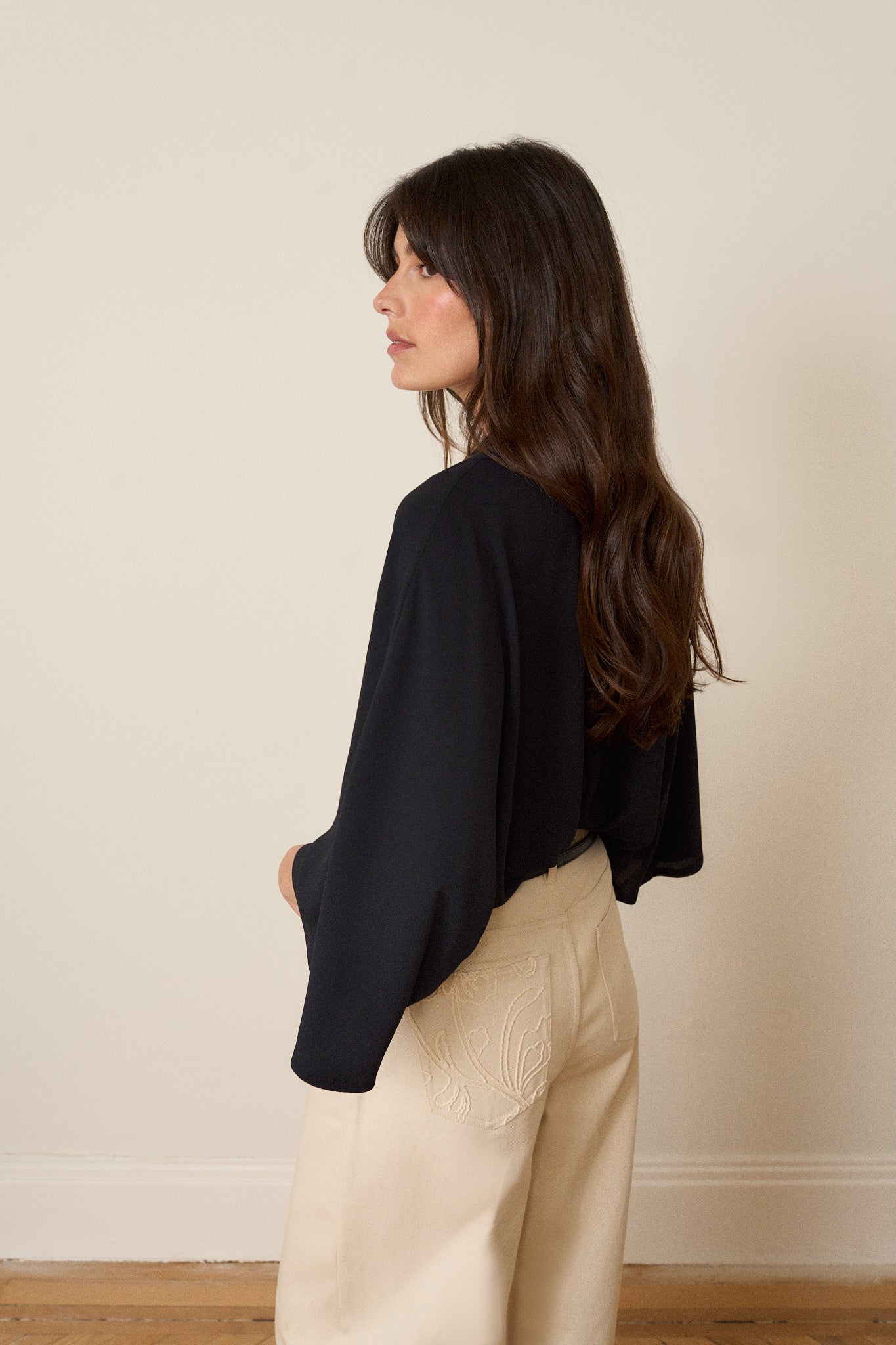 Blusa LUPE Negro Magnético - BIMANI