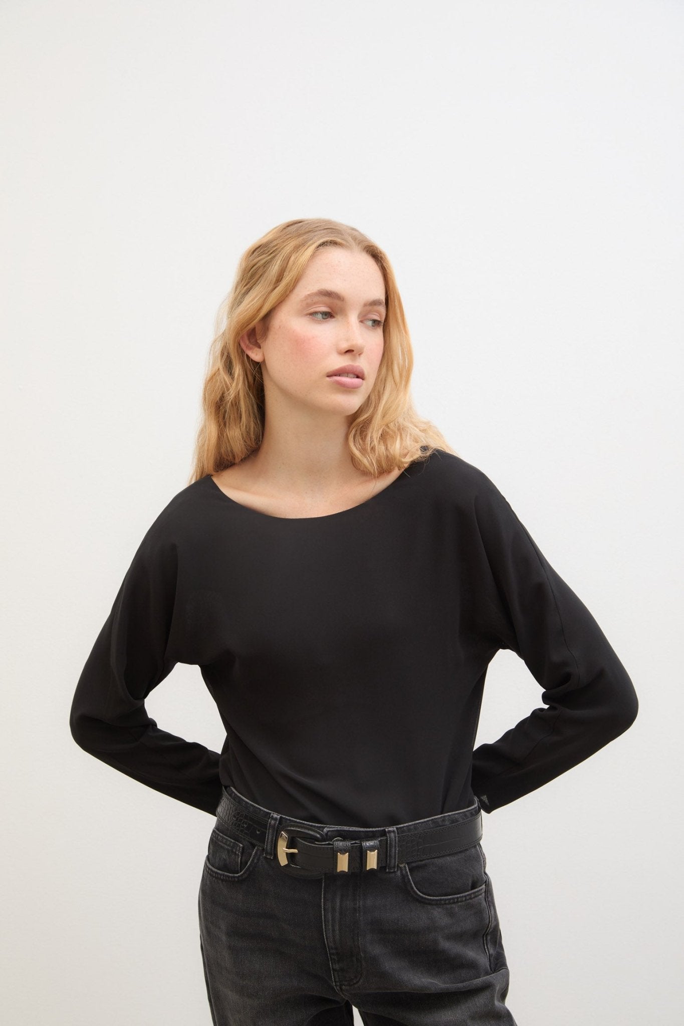 Blusa WASABI Black - BIMANI