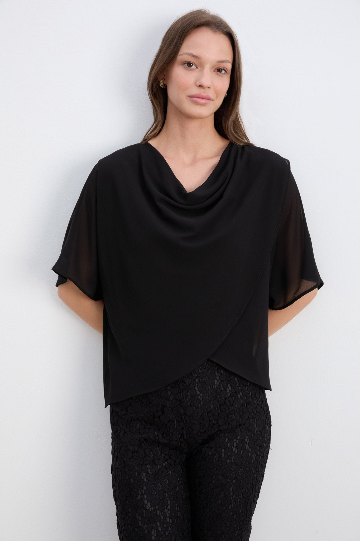 Blusa ZINNIA Black - BIMANI