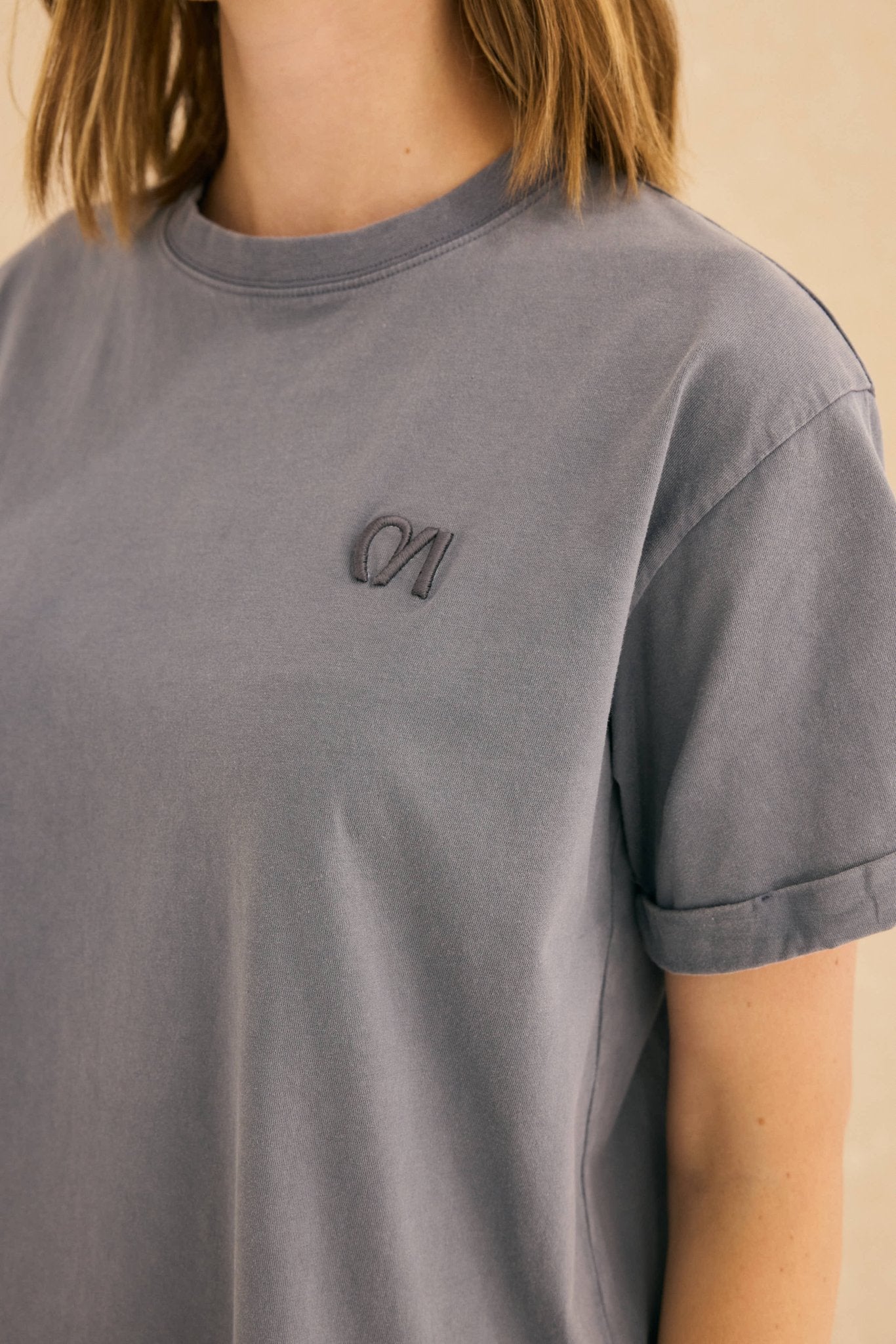 Camiseta BEATRICE Gris - BIMANI