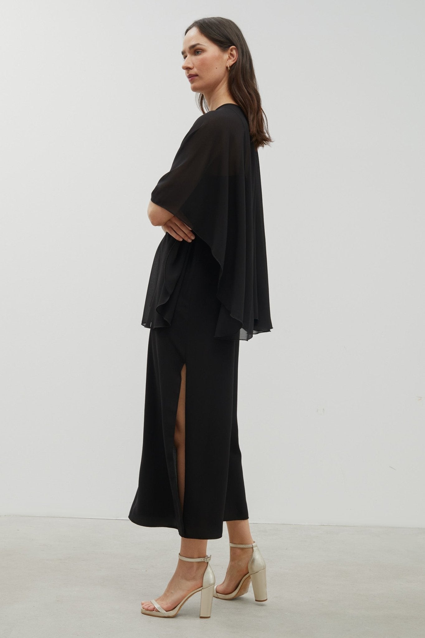 Capa LAKELAND Black - BIMANI