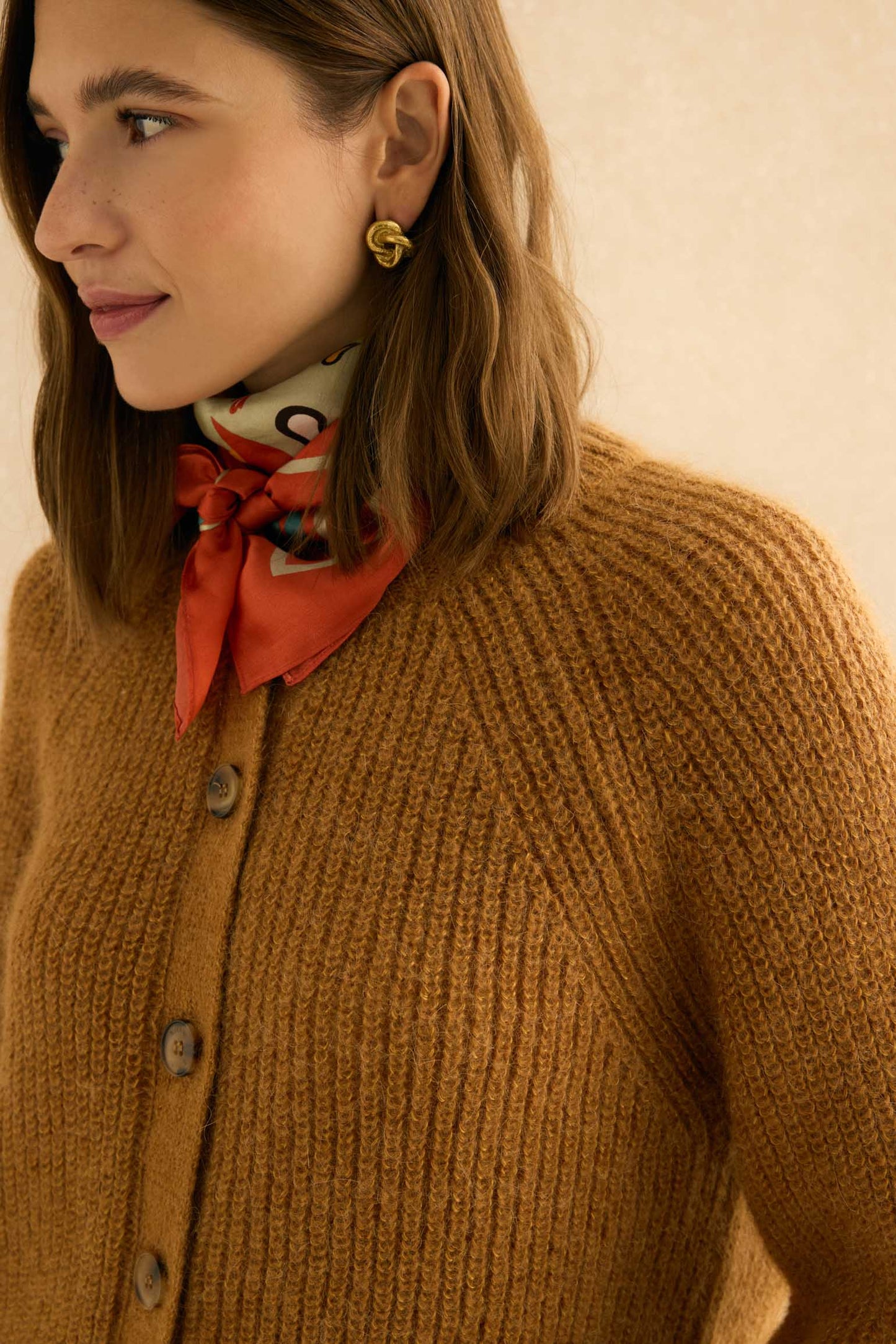 Cardigan BESSIE Mostaza - BIMANI