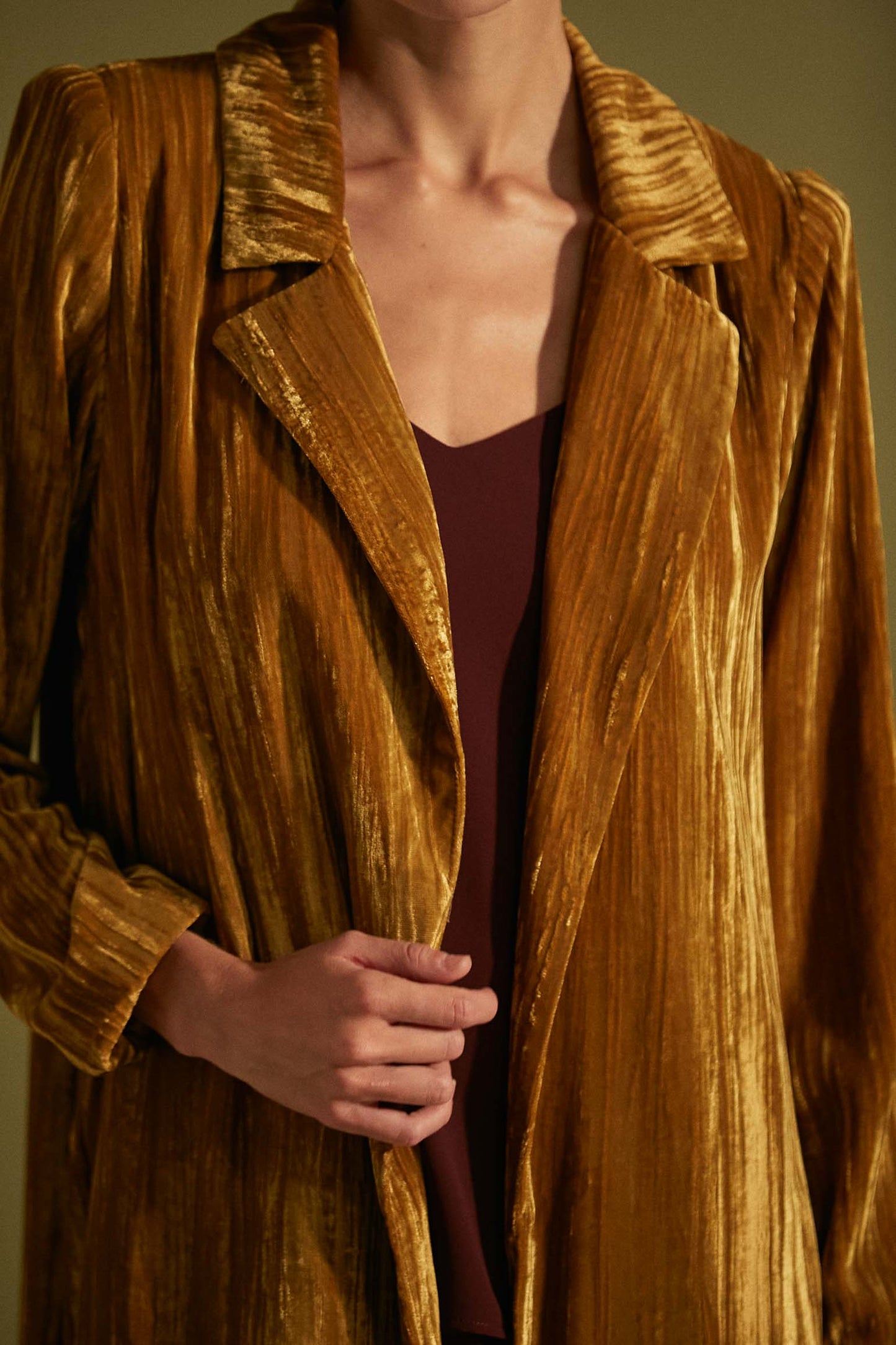 Chaqueta INARI Velvet Gold