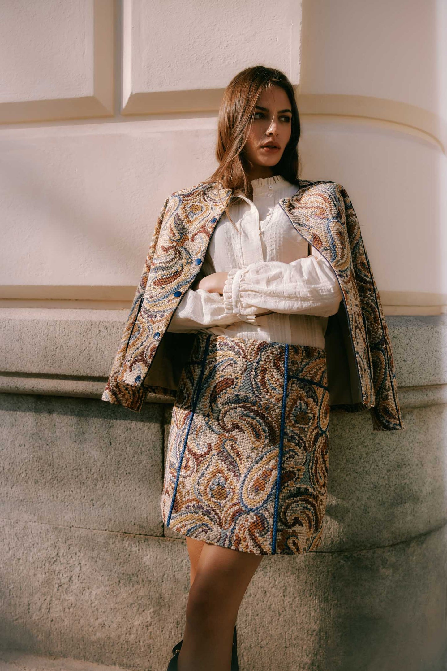 Chaqueta MABEL Estampado Beige - BIMANI