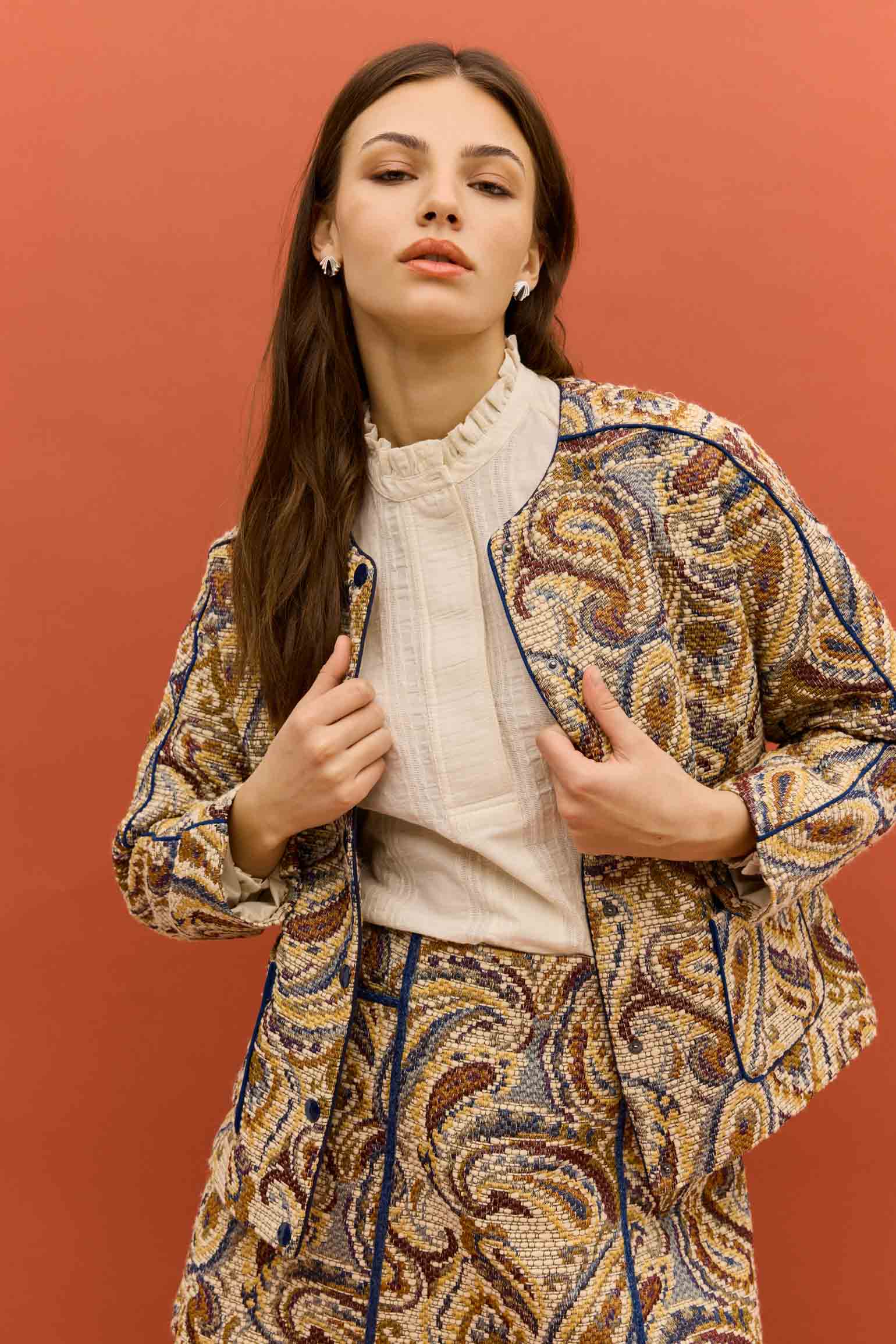 Chaqueta MABEL Estampado Beige - BIMANI