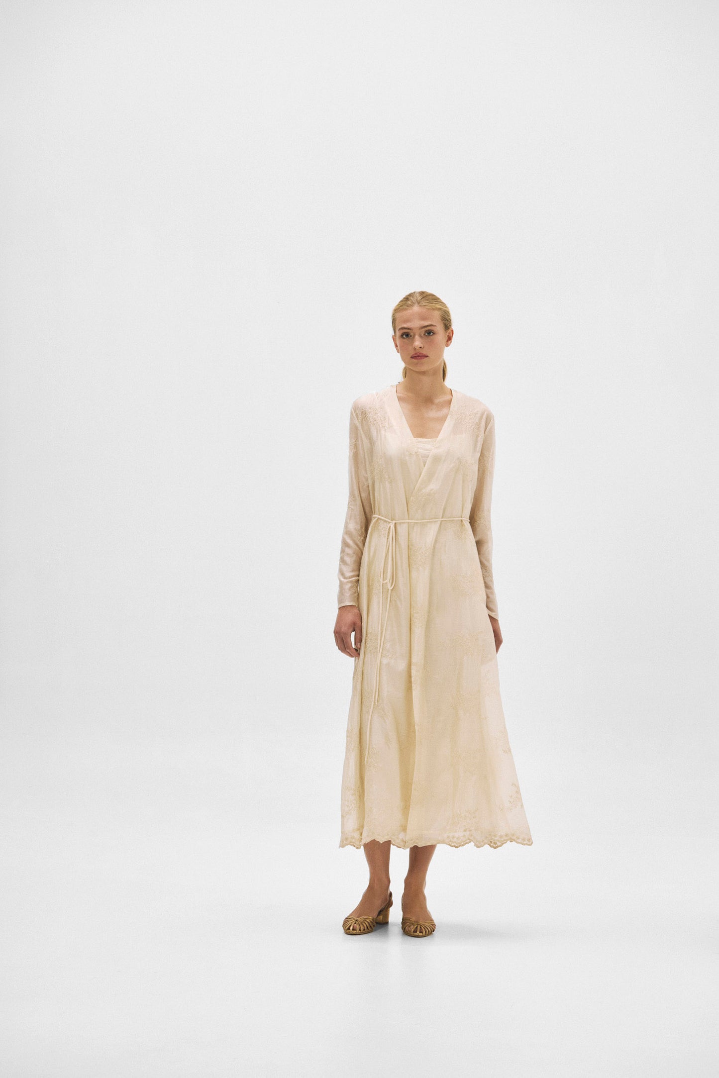 Robe LEONIE Cream