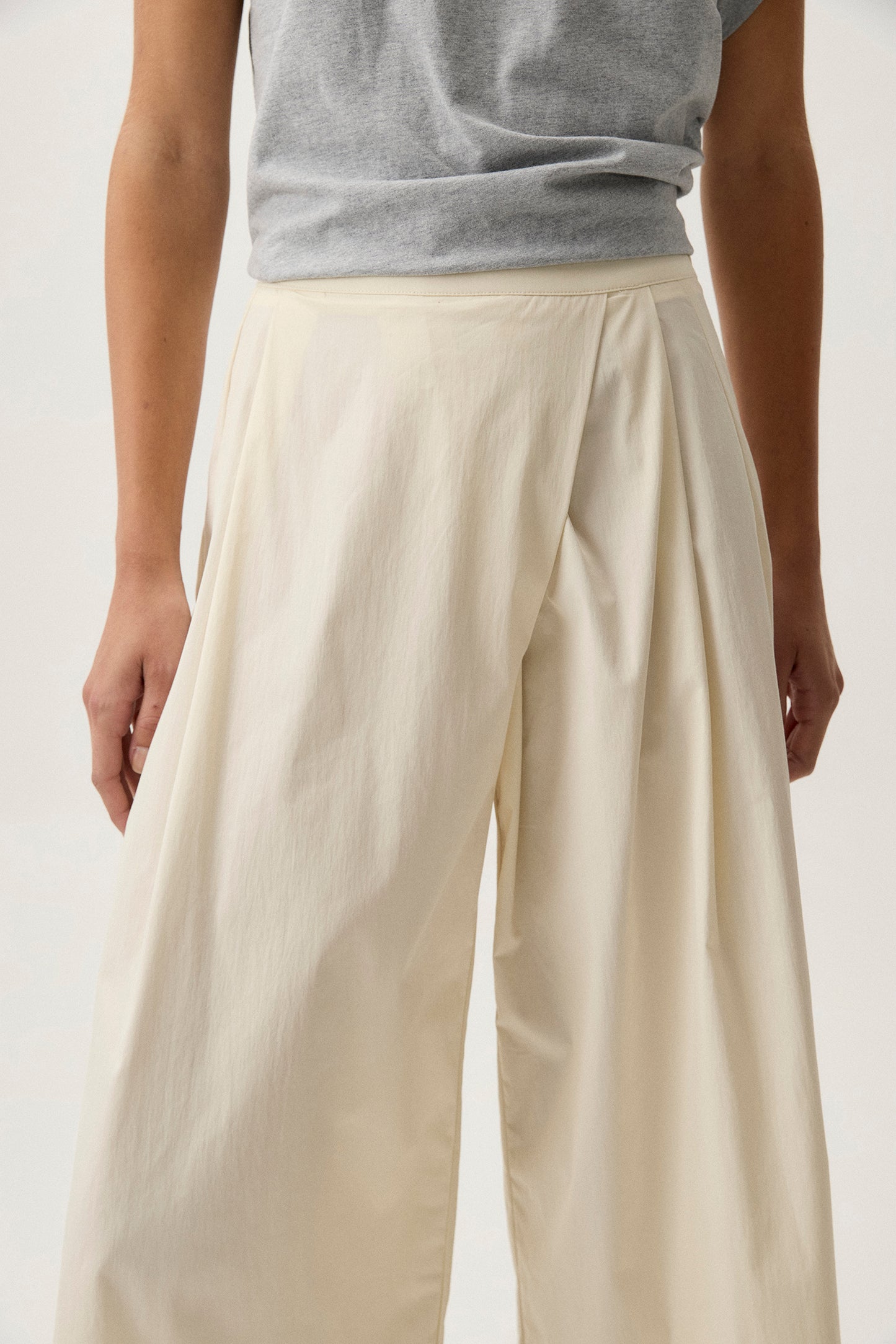 BLAKE Cream Trousers
