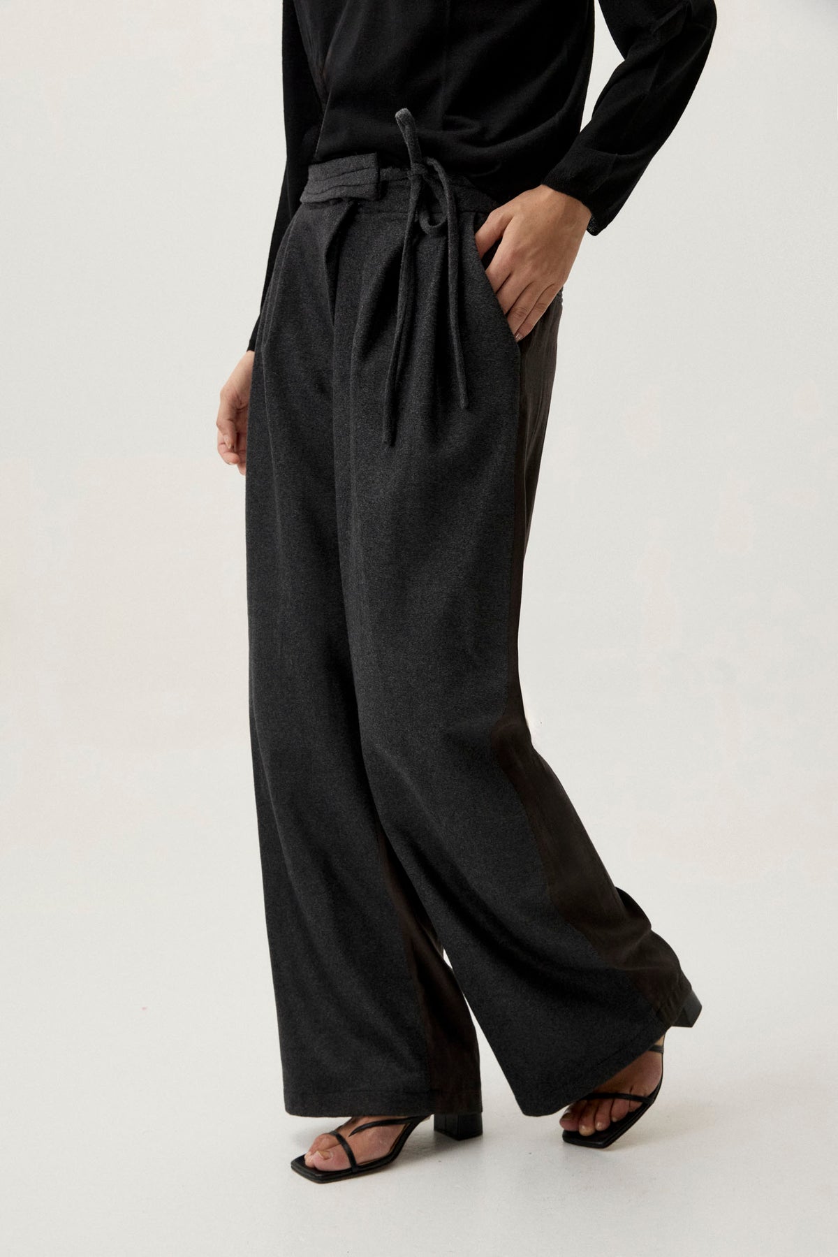 Pantalón DARIA Gris
