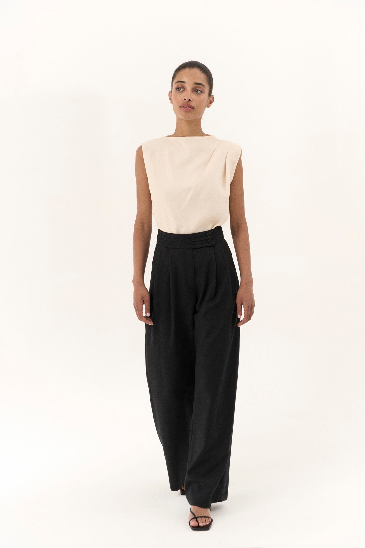 EMY Black trousers