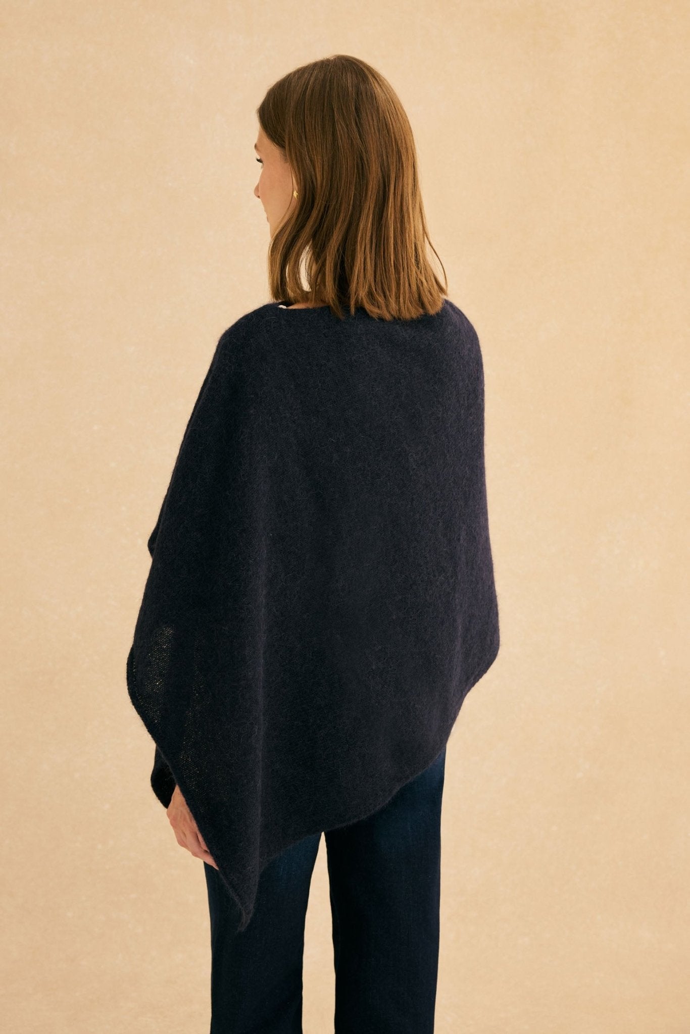 Poncho MOHAIR Azul Marino - BIMANI