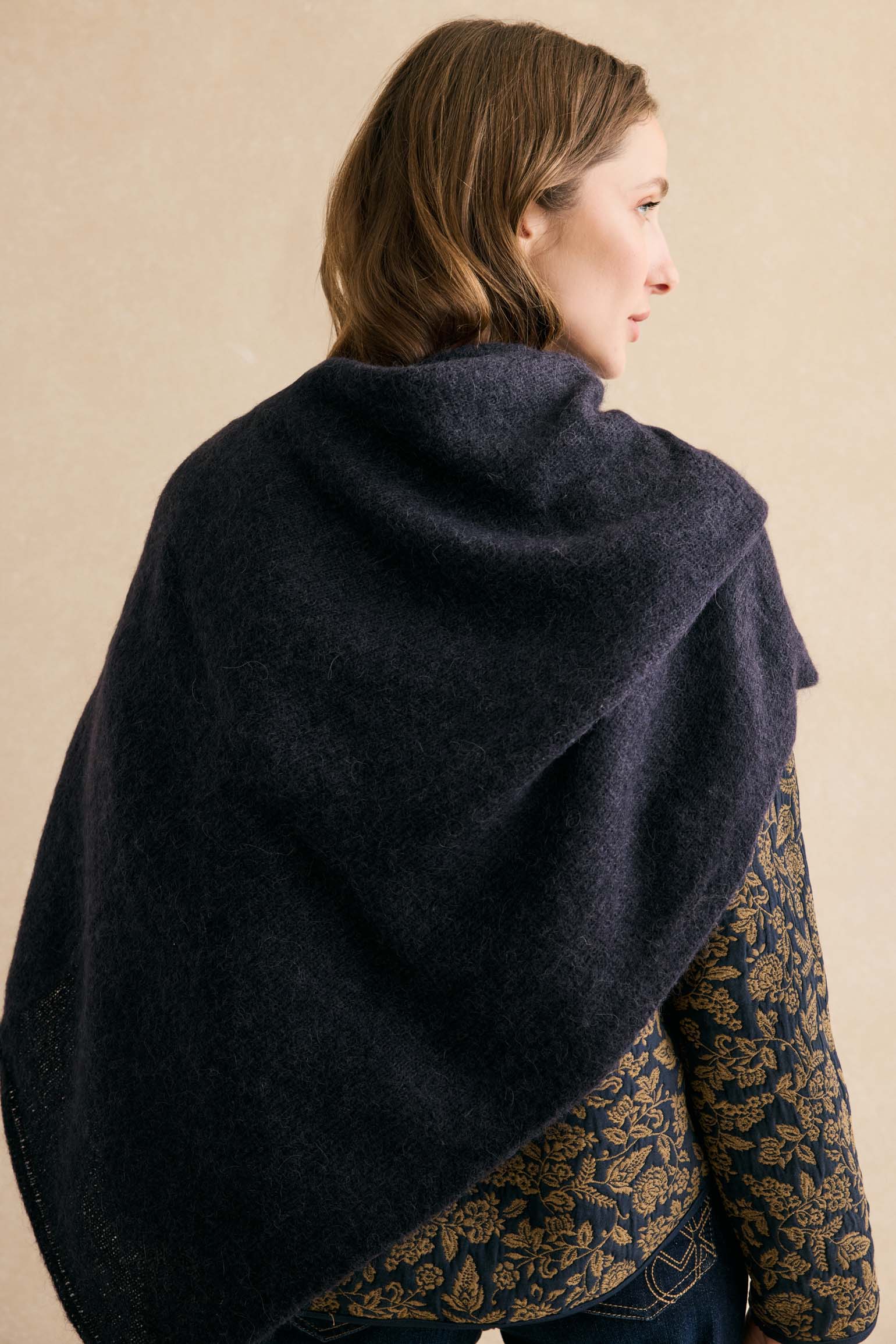 Poncho MOHAIR Azul Marino - BIMANI