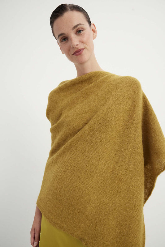 MOHAIR Olive Poncho