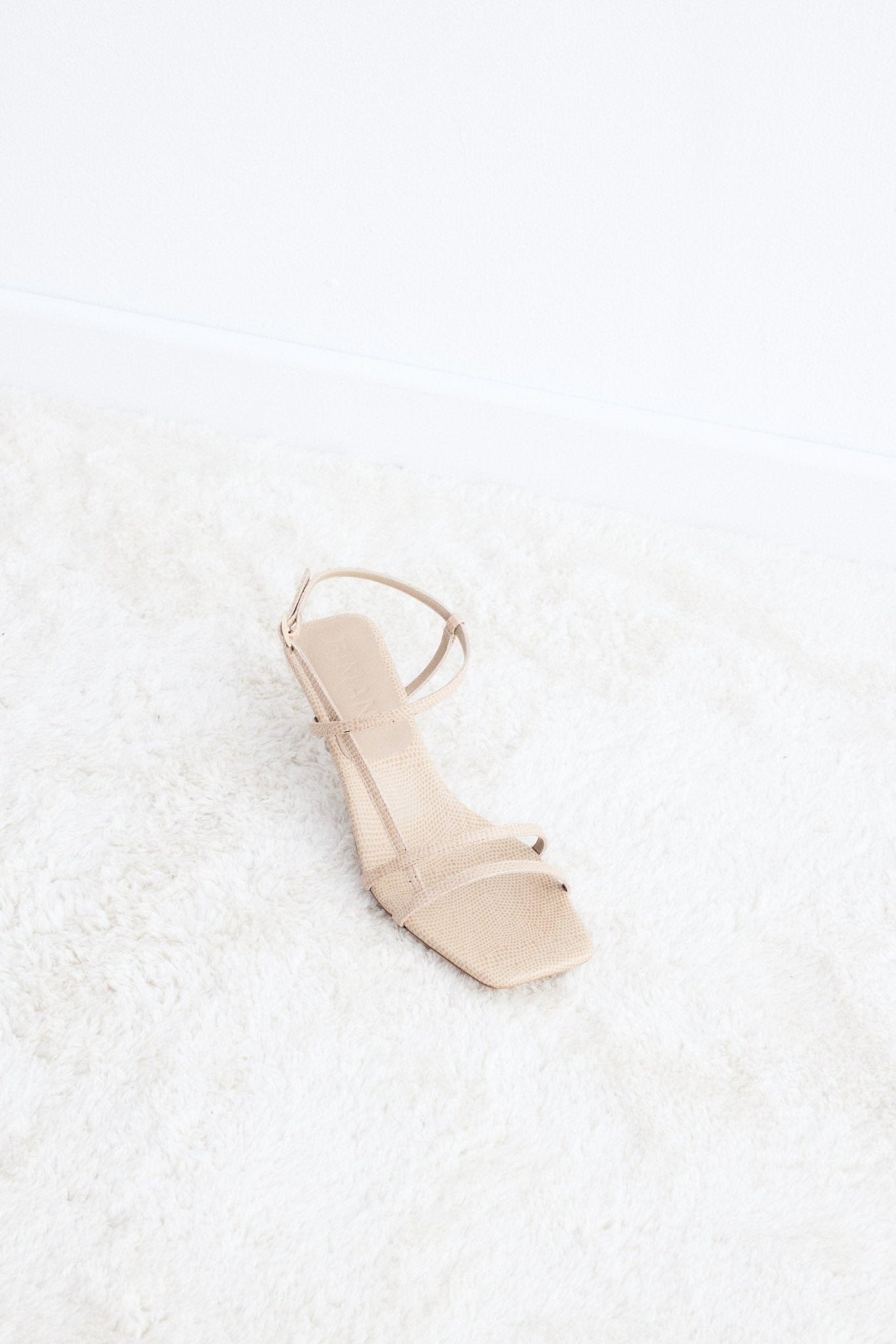 Sandalia CARMELA Beige - BIMANI