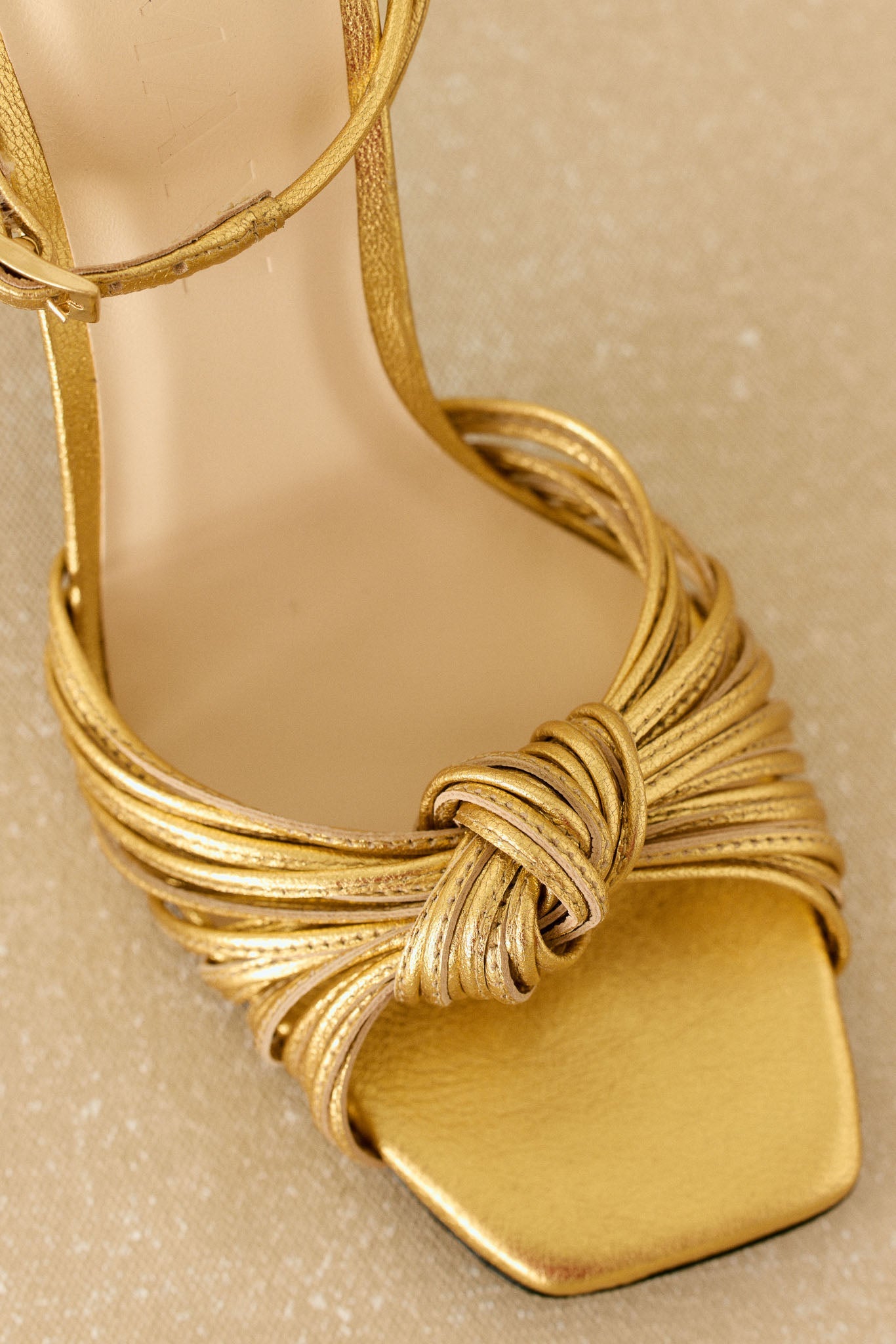 Sandalia TAMARA Dorado - BIMANI