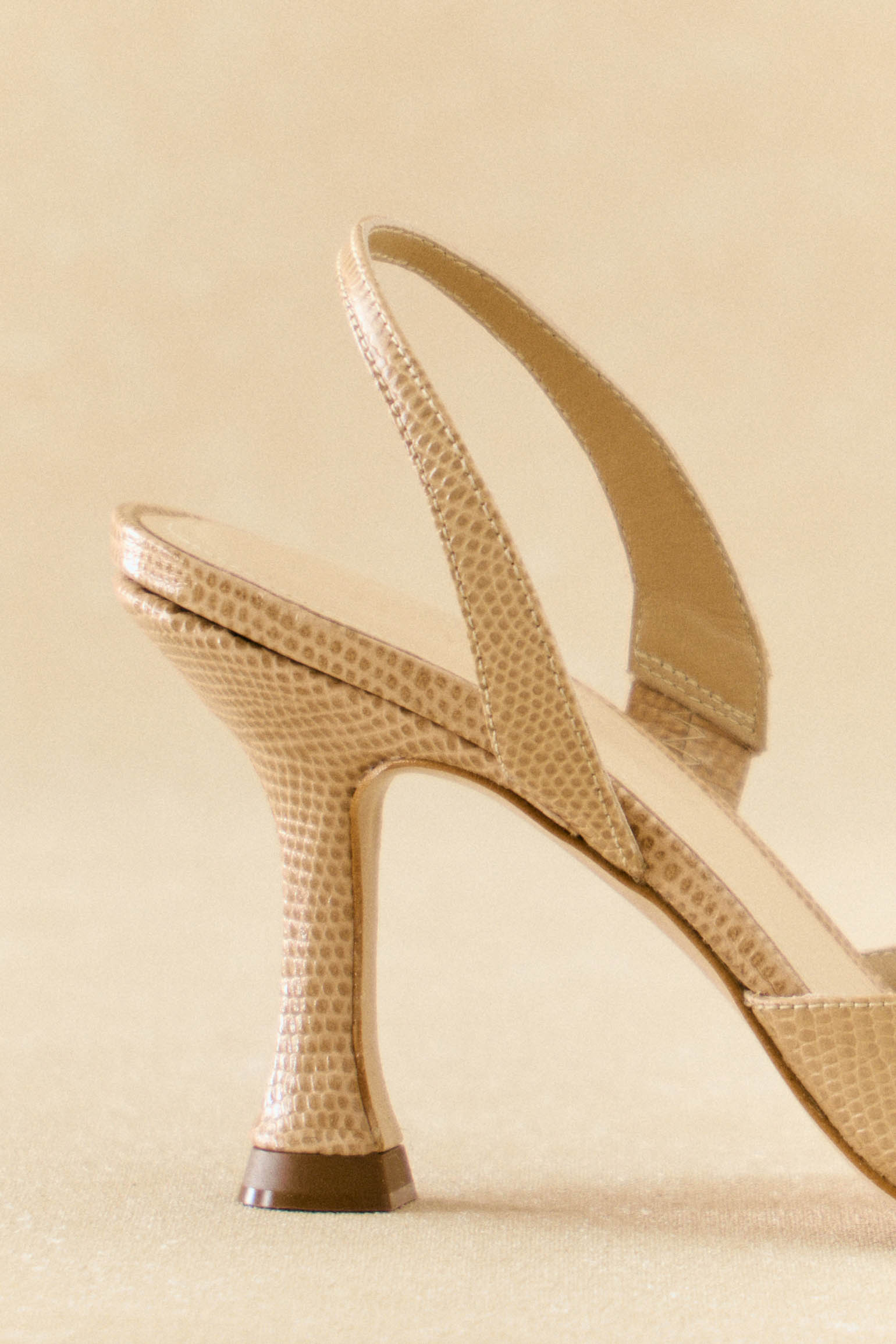 Stiletto NURIA Textura Beige - BIMANI