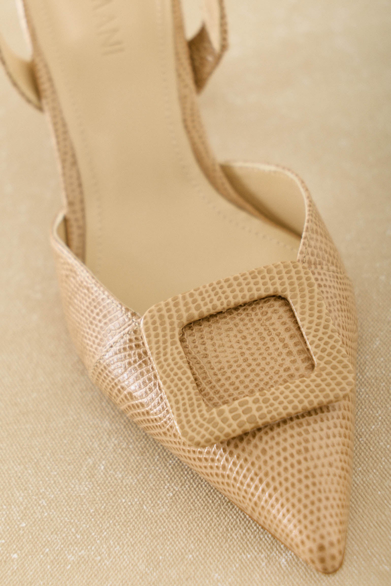 Stiletto NURIA Petite Textura Beige - BIMANI