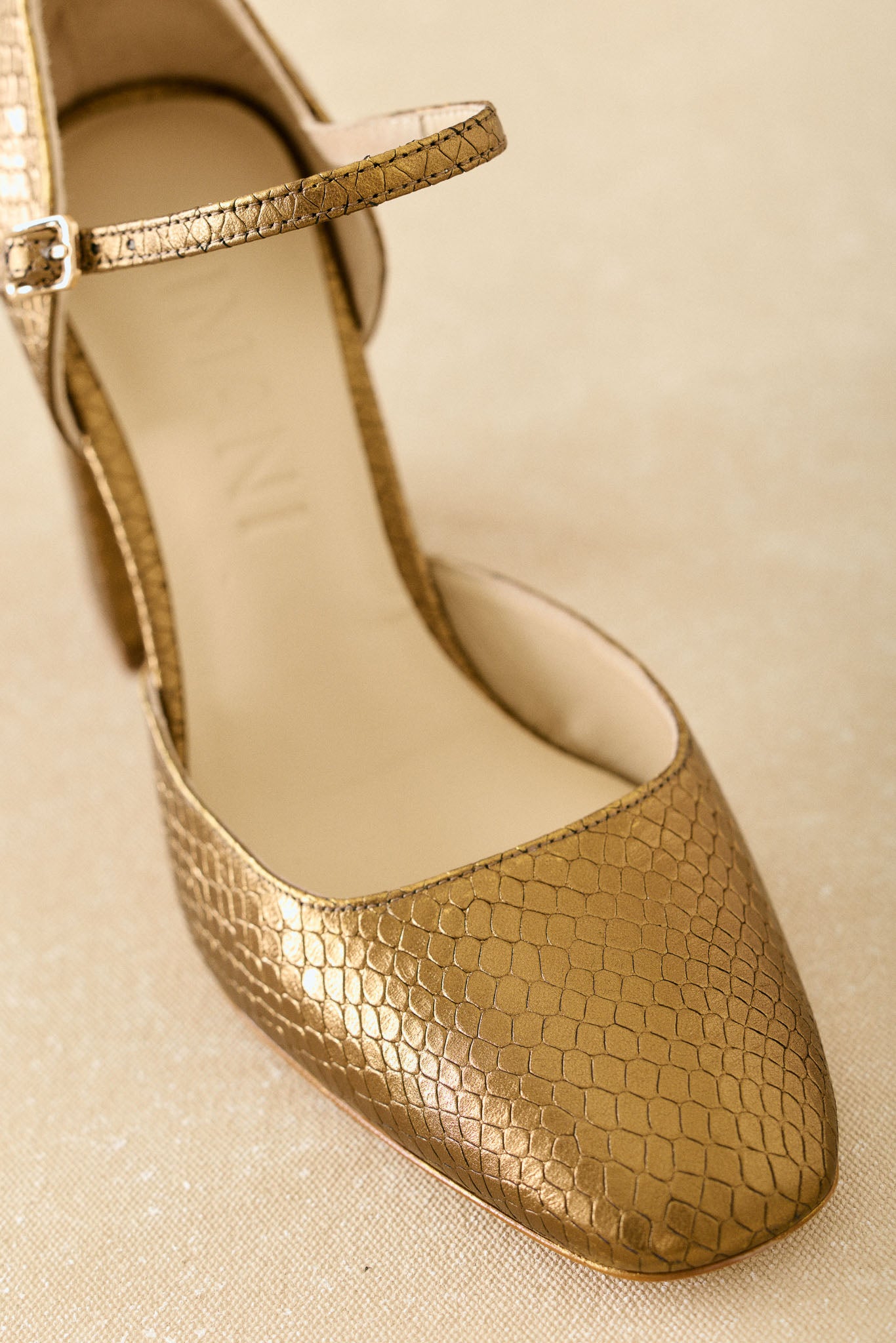 Tacón MARTINA Textura Bronce - BIMANI