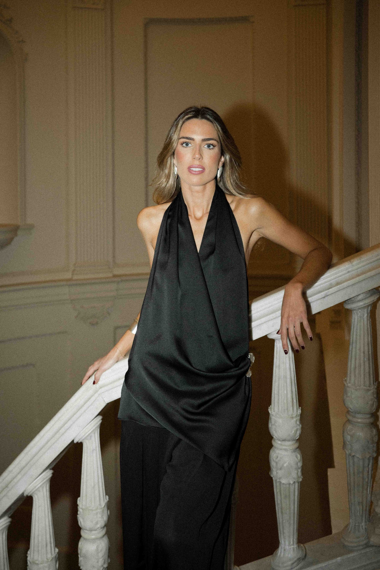 Top CLARISSA Black Magnetic