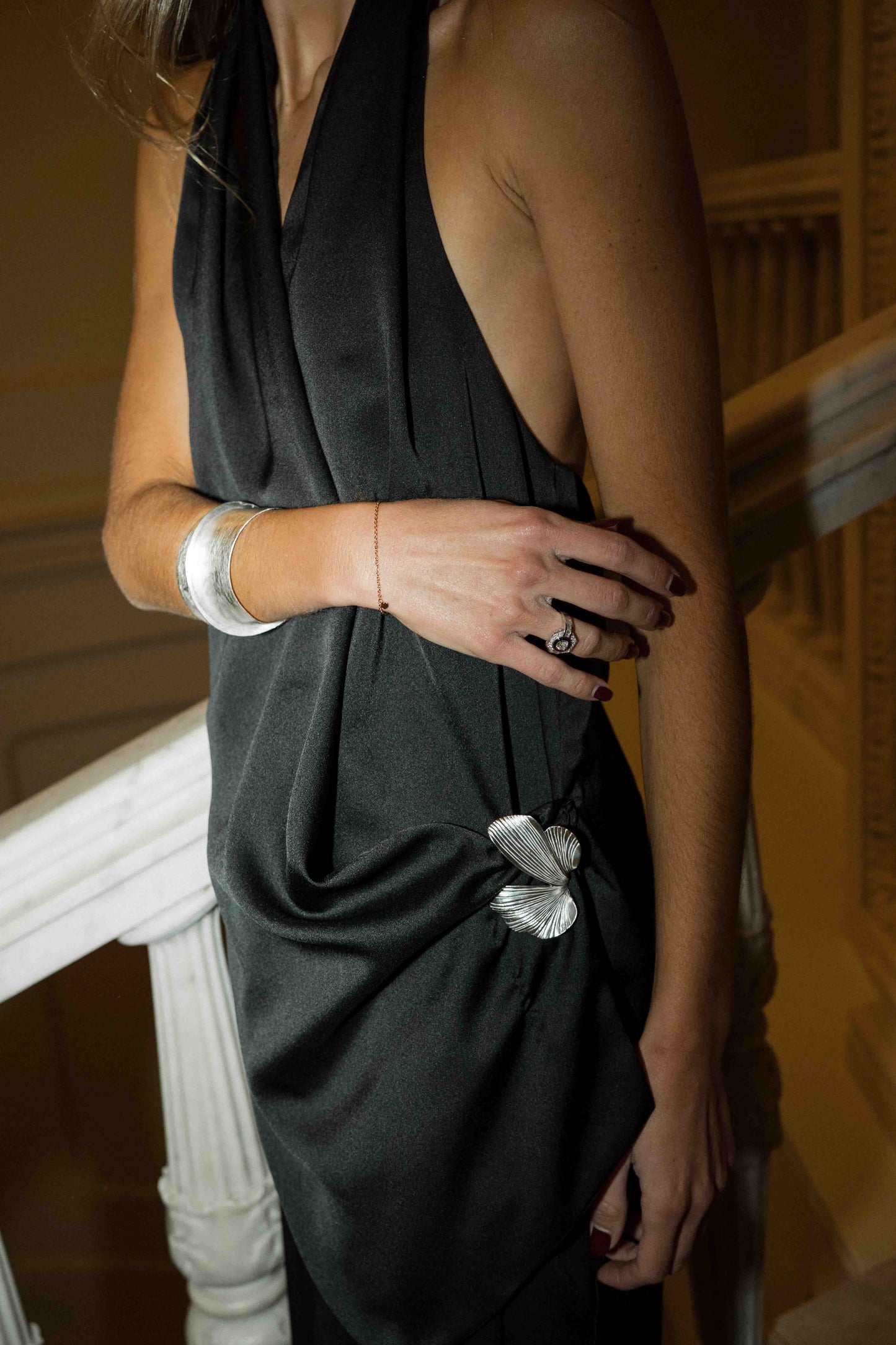 Top CLARISSA Black Magnetic