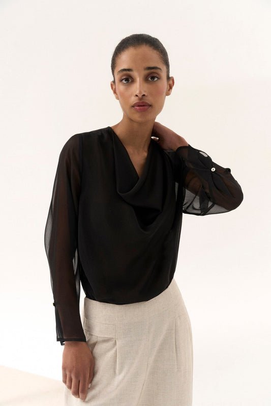 Blusa HELIANE Negro Magnético - BIMANI