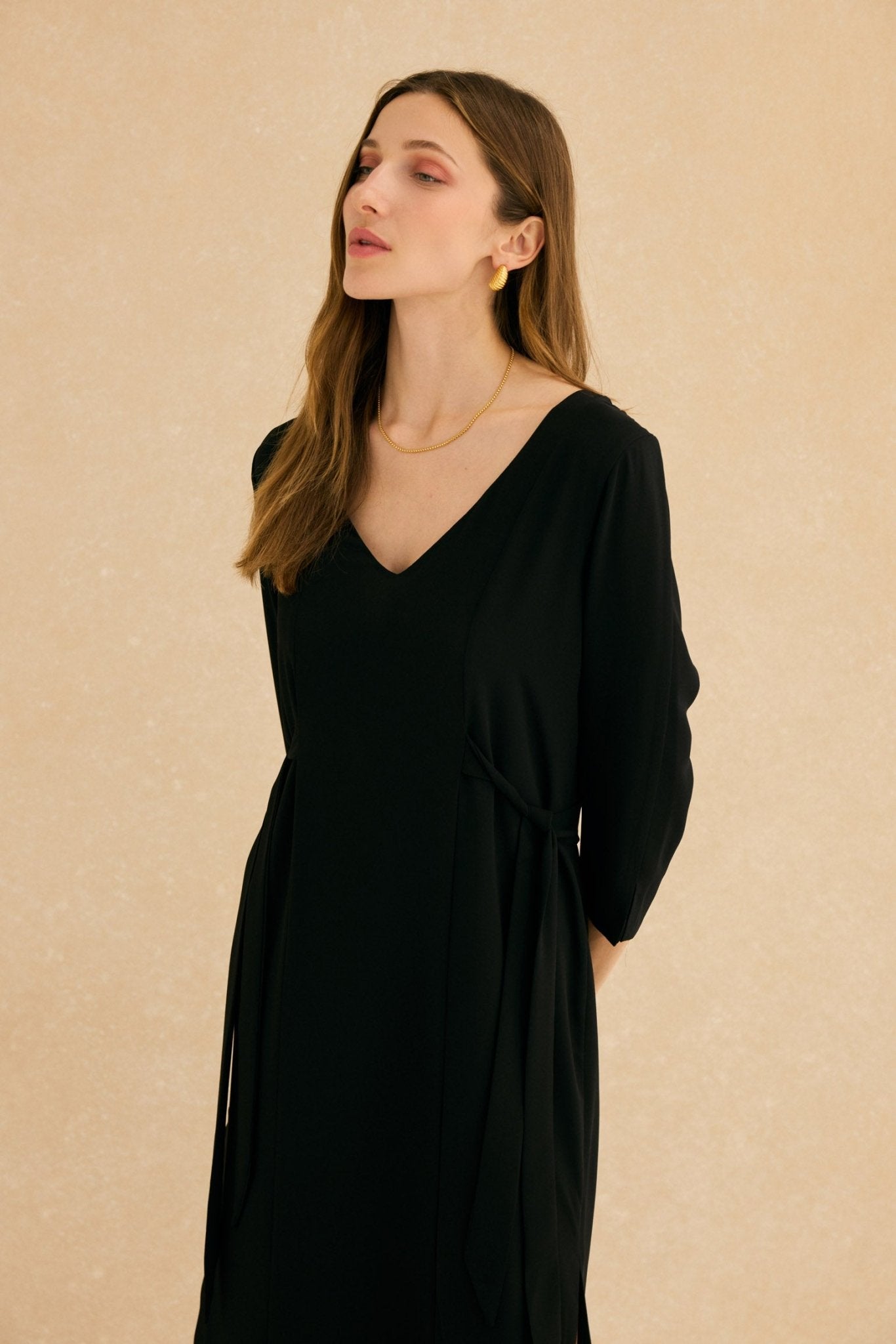 Vestido ABRAZO INVIERNO Negro Magnético - BIMANI