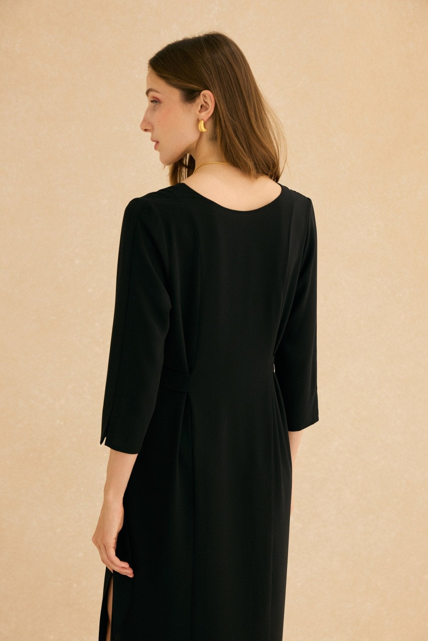 Vestido ABRAZO INVIERNO Negro Magnético - BIMANI