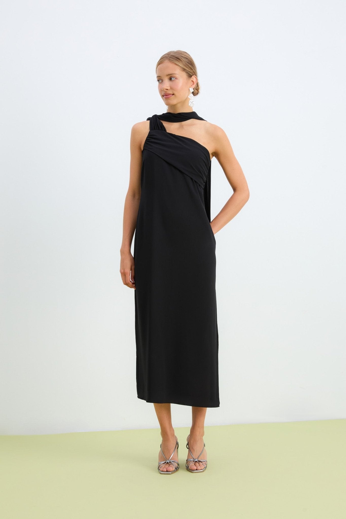 Vestido ETNA Black - BIMANI