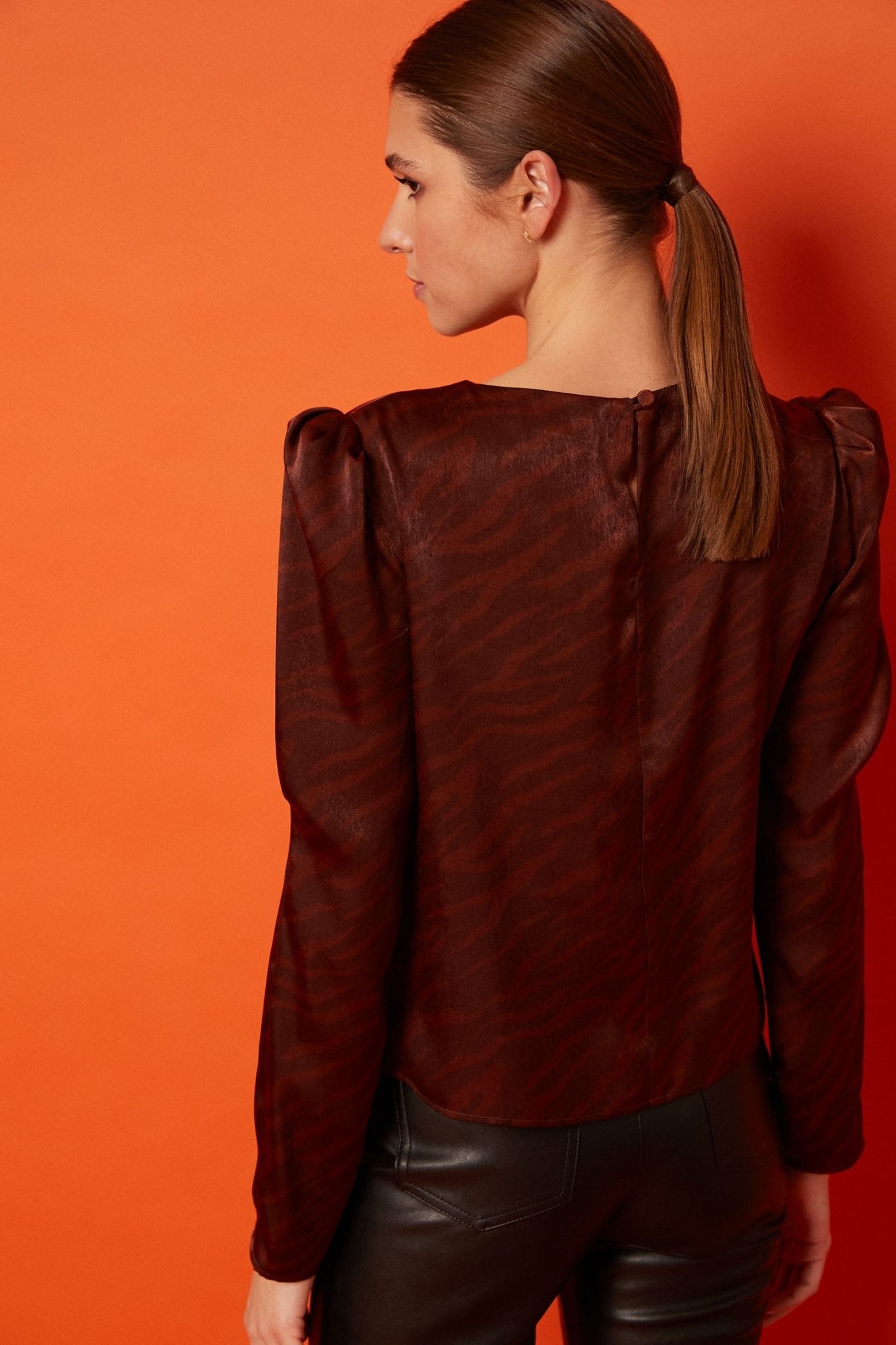 Blusa DAYTONA Satinado Print Cacao - BIMANI