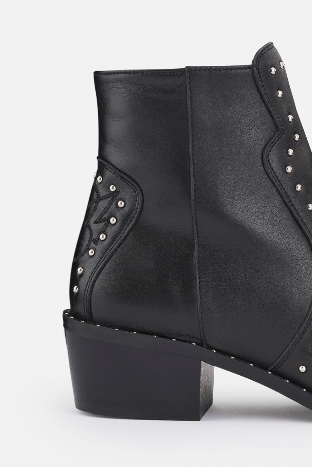 LAURA Ankle Boot Black