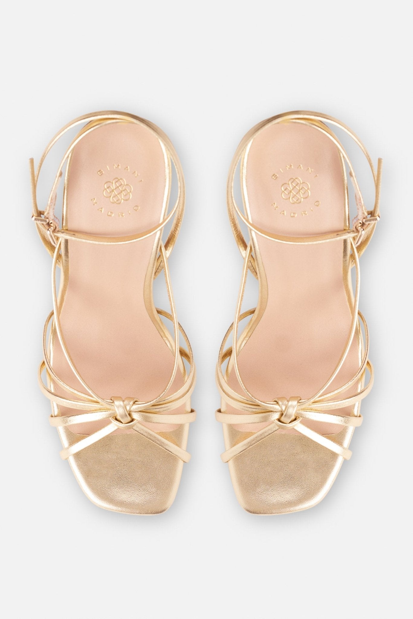 Doradas Tacon Ancho Sandalia Baja Dorada Sandalia MÓNICA Oro BIMANI